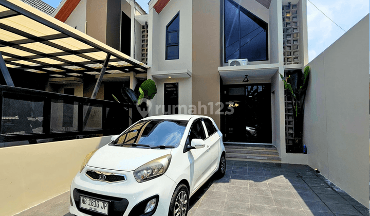 Rumah Full Furnihsed Halam Belakang Luas Jl Kaliurang Km 9 Antara Ugm Dan Uii 1
