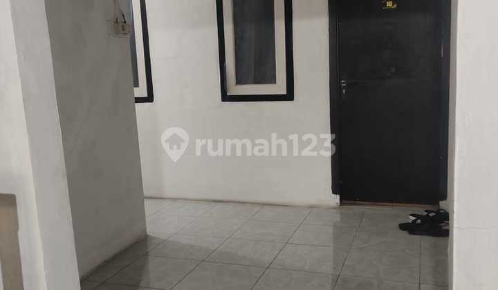 Cocok untuk investasi kos kosan 19 pintu terisi penuh di TB simatupang Jaksel Cocok untuk investasi kos kosan 19 pintu terisi penuh di TB simatupang Jaksel