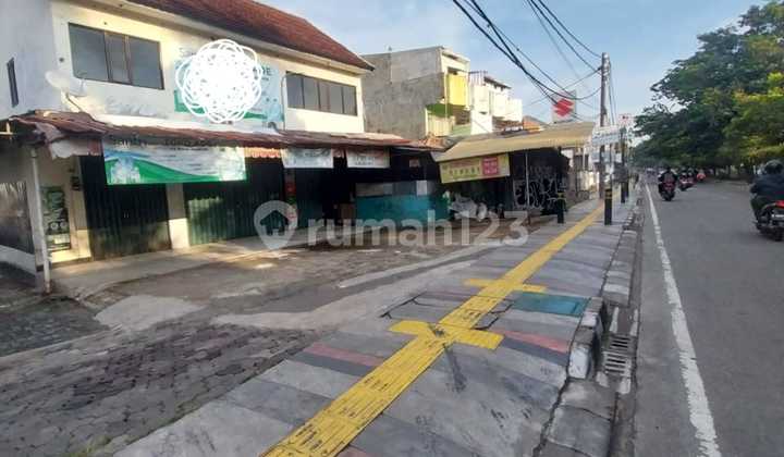 Tanah Plus lapangan futsal, ruko dan kontrakan Siap AJB Notaris