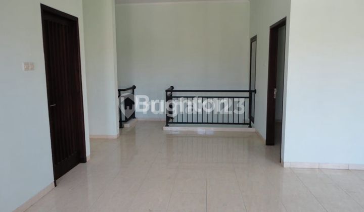 House with View of Bali Mandara Toll Road, 14-minute walk to Mangrove Taman Sari 2