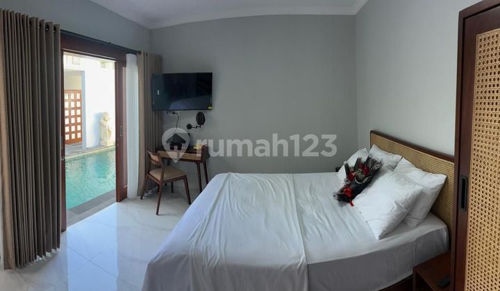 Brand New Modern Villa Near Padanggalak Beach