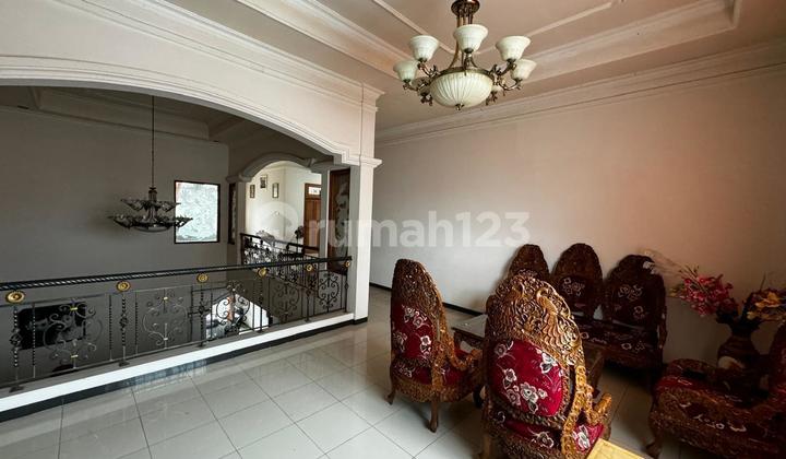 Rumah Lantai 2 Denpasar Barat 5 Mnt Mitra 10 Gatsu 2