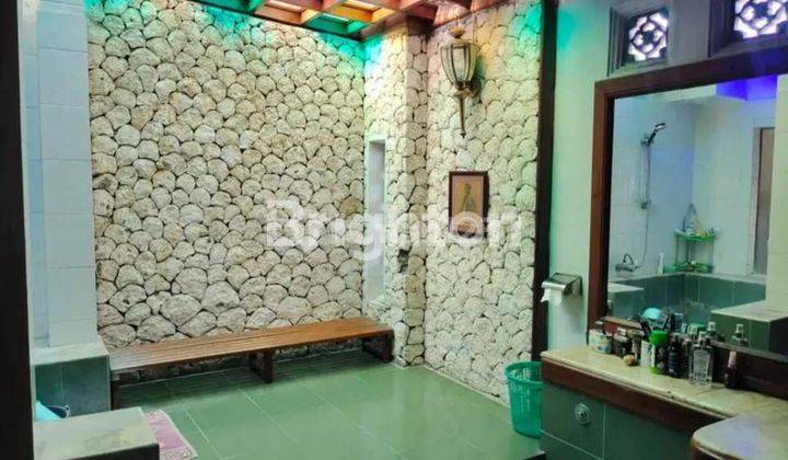 Rumah Lantai 2 area Puspem Badung  1