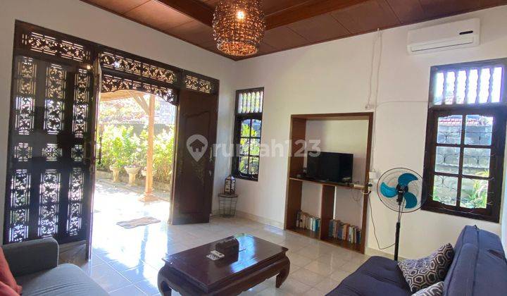 3 Bedrooms (typical Sanur’s Old Style House With Pool) 1