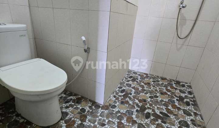 2-Storey Shophouse in Penarungan Area, Mengwi, Badung 2