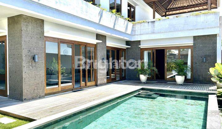 Villa 3 Bedroom at uluwatu with ocean view 1