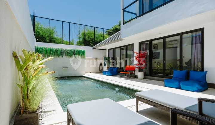 Villa 4 Bedroom Area Berawa Canggu Badung Bali