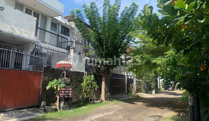 For Sale Comfortable House in Strategic Renon Area