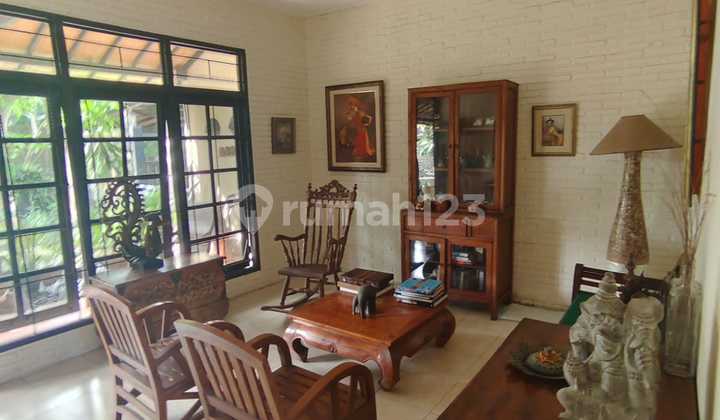 Dijual Rumah Luas Fully Furnished Nusa Dua Area 2