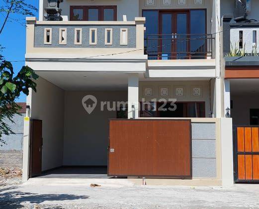 Rumah Modern Style Jl Tukad Badung Renon  1