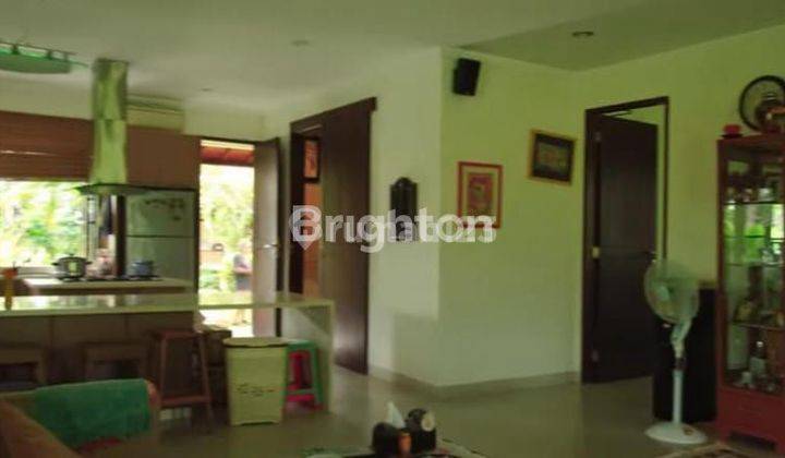 TANAH BONUS 5 BANGUNAN MODERN TERAWAT SIAP HUNI FULL FURNISHED 2