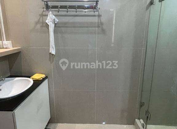 CBD Pluit  3 Kamar Tidur Semi Furnished 2