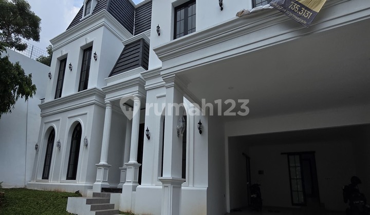 Rumah American Classic Unfurnished Baru SHM - Sertifikat Hak Milik di Bintaro, Tangerang Selatan Rumah American Classic Unfurnished Baru SHM - Sertifikat Hak Milik di Bintaro, Tangerang Selatan