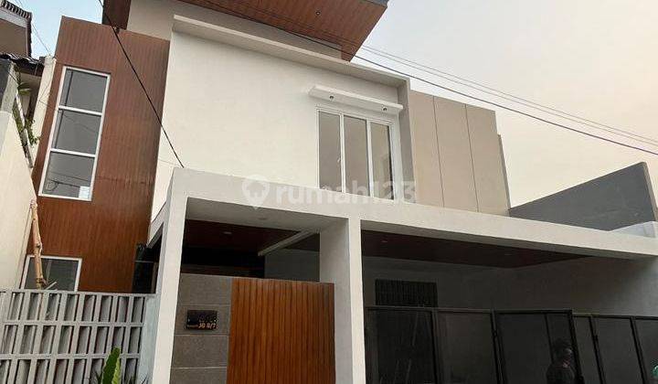 Dijual Rumah  Baru Bagus  Semi Furnished SHM - Sertifikat Hak Milik di Bintaro jaya sektor 9, Bintaro 1