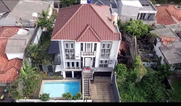 Dijual Rumah Baru Di Kemang Ada Kolam Renang 3 Lantai Semi Furnished Shm - Sertifikat Hak Milik Di Bangka Kemang Jakarta Selatan, Bangka 1