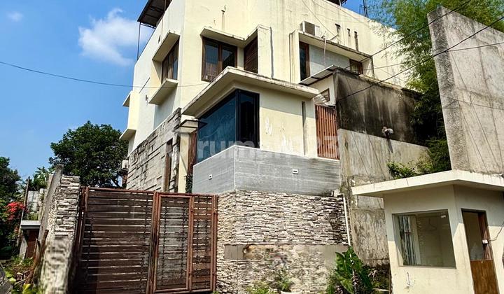 Dijual Cepat Tiga Rumah Family Compound Rumah Bagus SHM di Jl. Terogong Raya No. 2, Cilandak Barat, Cilandak, Kota Jakarta Selatan, DKI Jakarta, Indonesia, 12430, Terogong