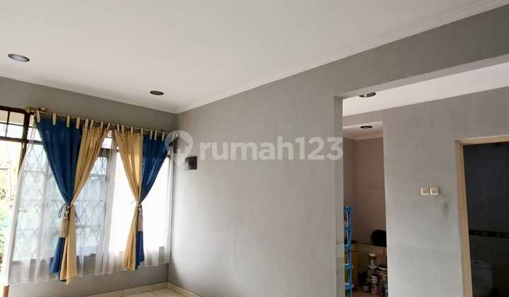 Nice House with SHM in BSD, Near Station and Bus Stop 2