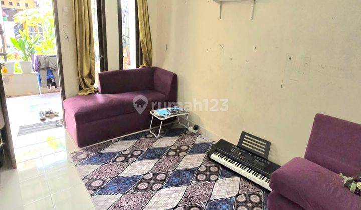 Dijual Rumah Unfurnished Butuh Renovasi HGB - Hak Guna Bangun di Graha Raya Bintaro Tangerang, Graha Raya 2