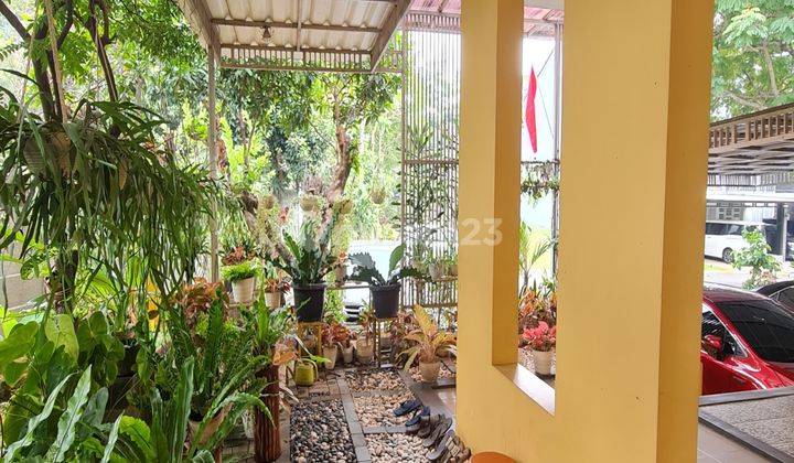 Dijual Rumah Bagus Siap Huni Dengan Taman Yang Indah Shm - Sertifikat Hak Milik Di Kebayoran Bintaro Sektor 9, Bintaro 1