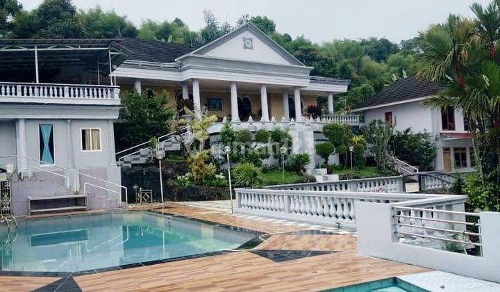 Jual Villa di komplek Villa Cisarua Puncak Bogor 1