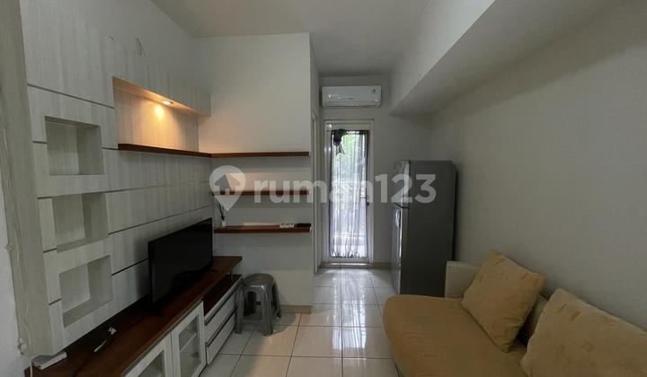 For Rent: Springlake Sumarecon Bekasi Apartment For Rent: Springlake Sumarecon Bekasi Apartment