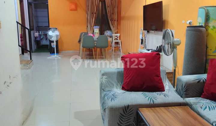 Beautiful Renovated House in Taman Modern Cakung - Ready to Occupy! Beautiful Renovated House in Taman Modern Cakung - Ready to Occupy!