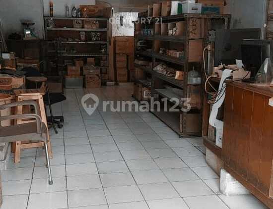 3-Story Attached Shop House in Pegangsaan Dua, Cilincing - Suitable for Restaurant, Clinic & Minimarket 1