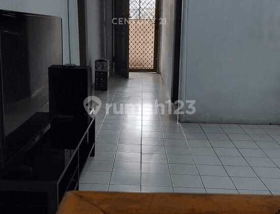 3-Story Attached Shop House in Pegangsaan Dua, Cilincing - Suitable for Restaurant, Clinic & Minimarket 2