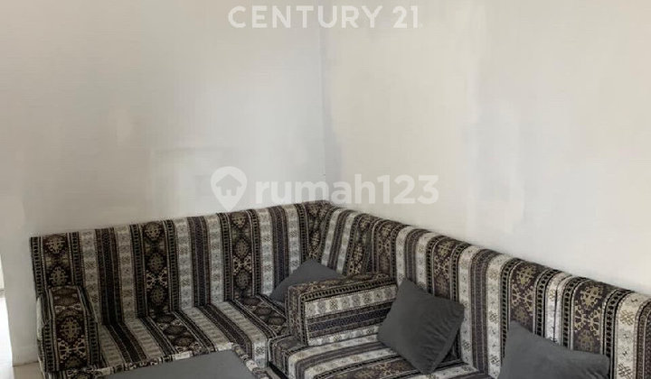 Residential House with Bonus Car Wash Business on Ciracas Main Road S9558