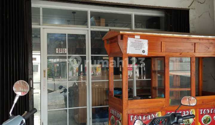 Sell 2-Story Cafe Shop Building On the Roadside of Villa Bekasi Indah 2