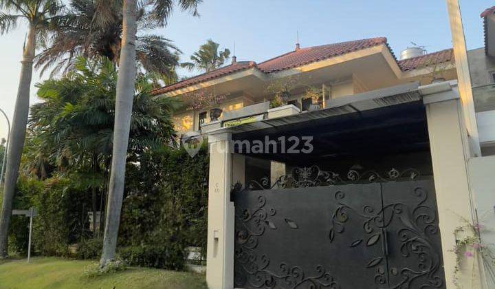 Keburu Laku Rumah Mewah Tropikal Di Graha Family Dekat Pakuwon  1