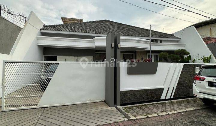 Rumah 2 Lantai Bagus Semi Furnished SHM di Taman Gading Pantai Dekat Pakuwon Sutorejo 1