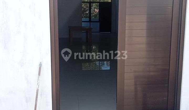 Strategic 3.5-story Ruko ready for occupancy on Raya Kupang Baru, West Surabaya.