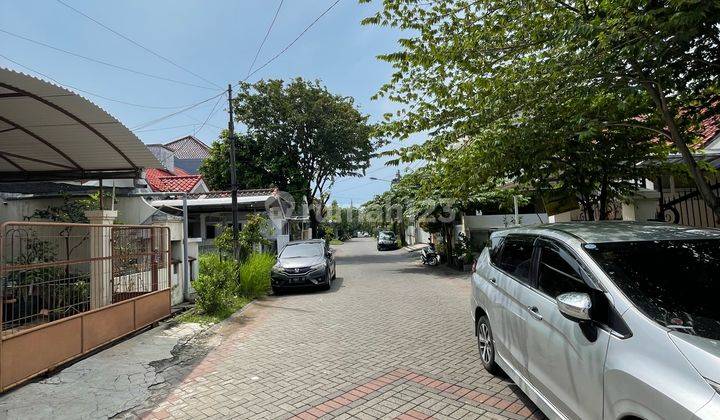 Rumah SHM Mewah Marmer Araya 2 Semi Furnish Dekat Pakuwon City  2