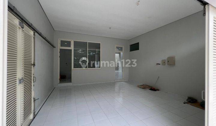 Dijual Rumah Baru Modern Minimalis Imperial Golf, Pakuwon Indah  2