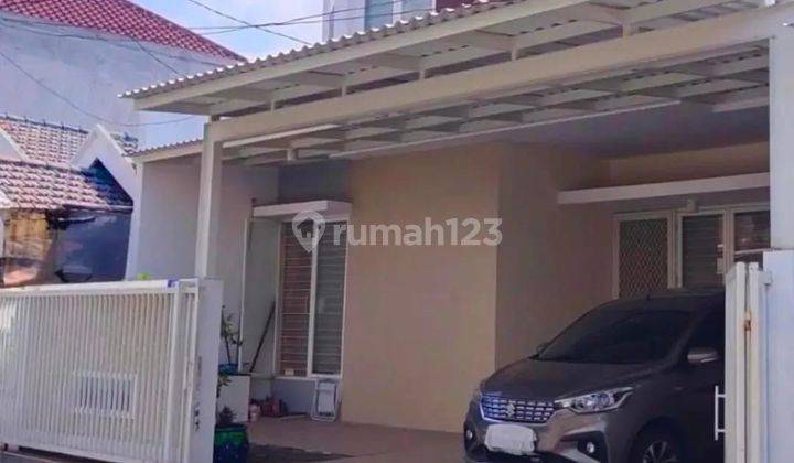 Rumah SHM 2 Lantai Fully Furnished di Mulyosari Utara  1