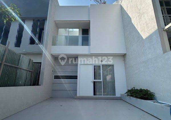 Dijual Rumah Baru Minimalis Modern 2,5lt Citraland Tpr Gwalk 1