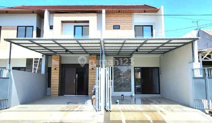 Rumah 2 Lantai Bagus Furnished SHM di Medokan Ayu, Surabaya 1