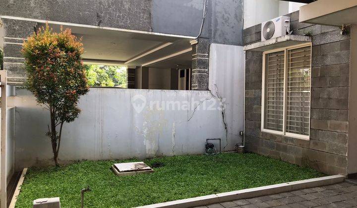 Rumah 2 Lantai Siap Huni di Darmo Sentosa Raya Dekat Citraland 2