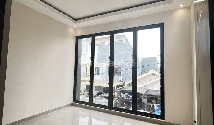 Rumah Baru 2 Lantai Modern Comteporer di Pondok Nirwana 2