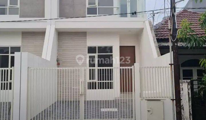 Rumah SHM Baru 2 Lantai di Pondok Tjandra  1