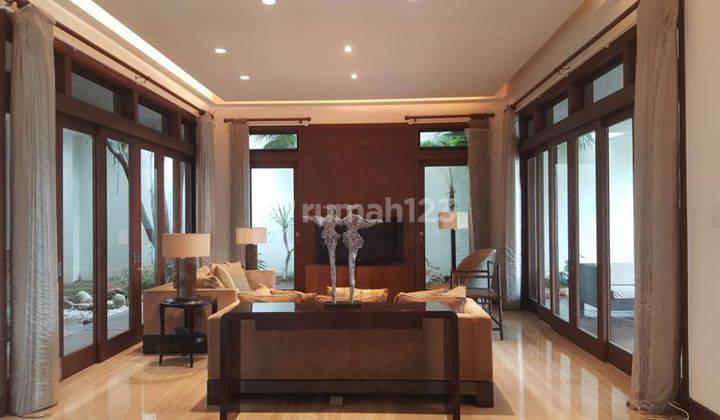 Premium House For Sale Graha Famili Tropical Modern Residence  1