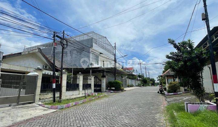 Rumah Butuh Renovasi Unfurnished SHM di Kupang, Surabaya 2