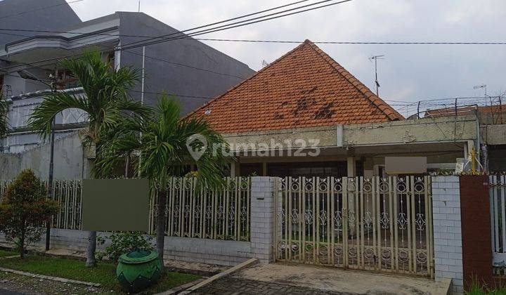 Rumah Bagus Unfurnished SHM di Blambangan Dekat Widya Mandala 1