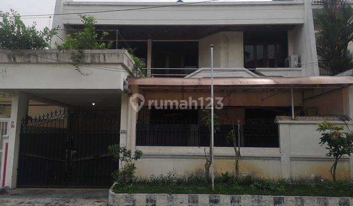 Rumah 2 Lantai Bagus SHM di Satelit Utara Dekat Pakuwon  1