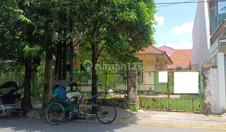  Rumah Langka di Raya Jaksa Agung Suprapto Dekat Raya Darmo 1