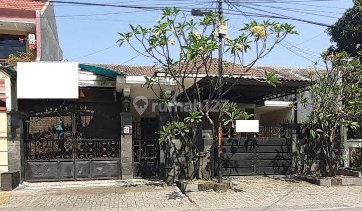 Rumah Bagus Siap Huni Unfurnished di Jemursari, Surabaya 1