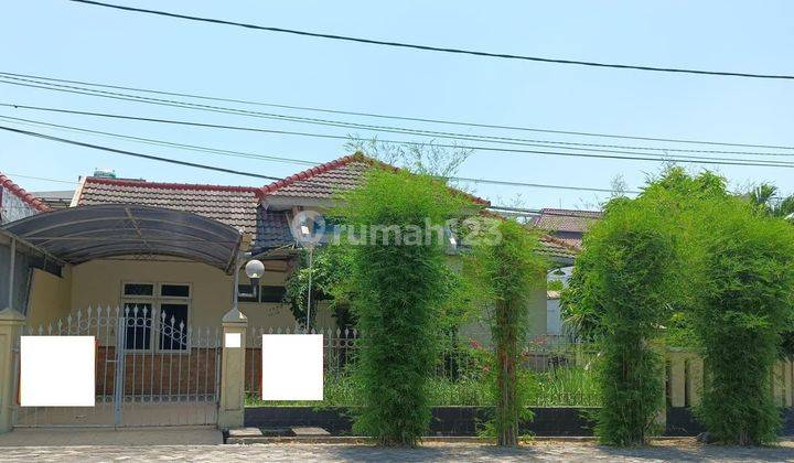 Rumah Bagus Unfurnished SHM di Nirwana Eksekutive Dekat Tenggilis 1