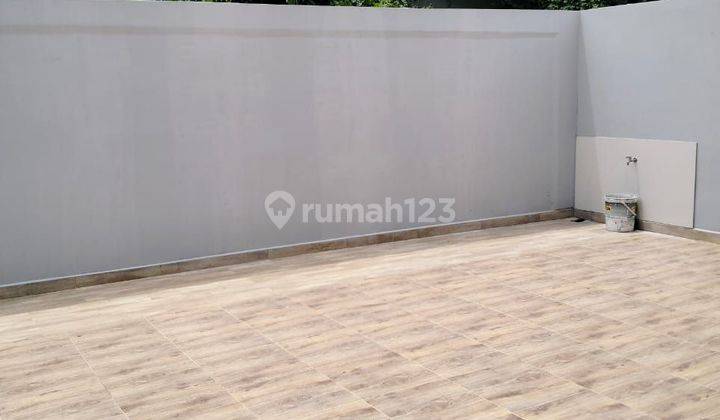 Rumah 2 Lantai Aesthetic Cozy Home di Pakuwon City 2