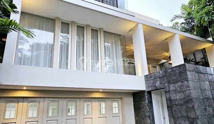 Rumah Private Ekslusive di Grand Peninsula Dekat Pakuwon City 2